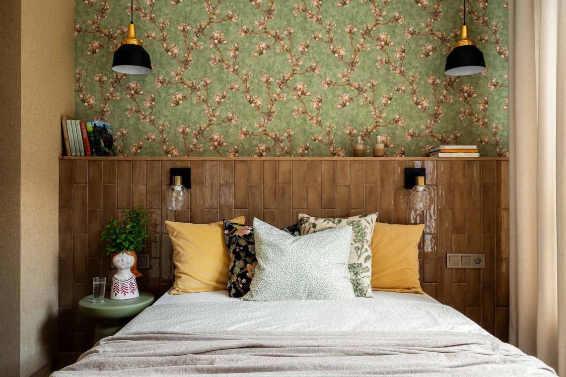 Kis lakás egy új lakópark magas épületei között, 38 m2