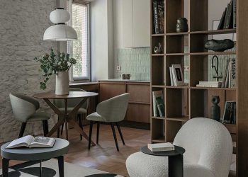 Komoly férfias hangulat egy csendes bérházban felújított 53 m2-es lakásban