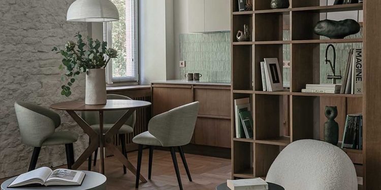 Komoly férfias hangulat egy csendes bérházban felújított 53 m2-es lakásban