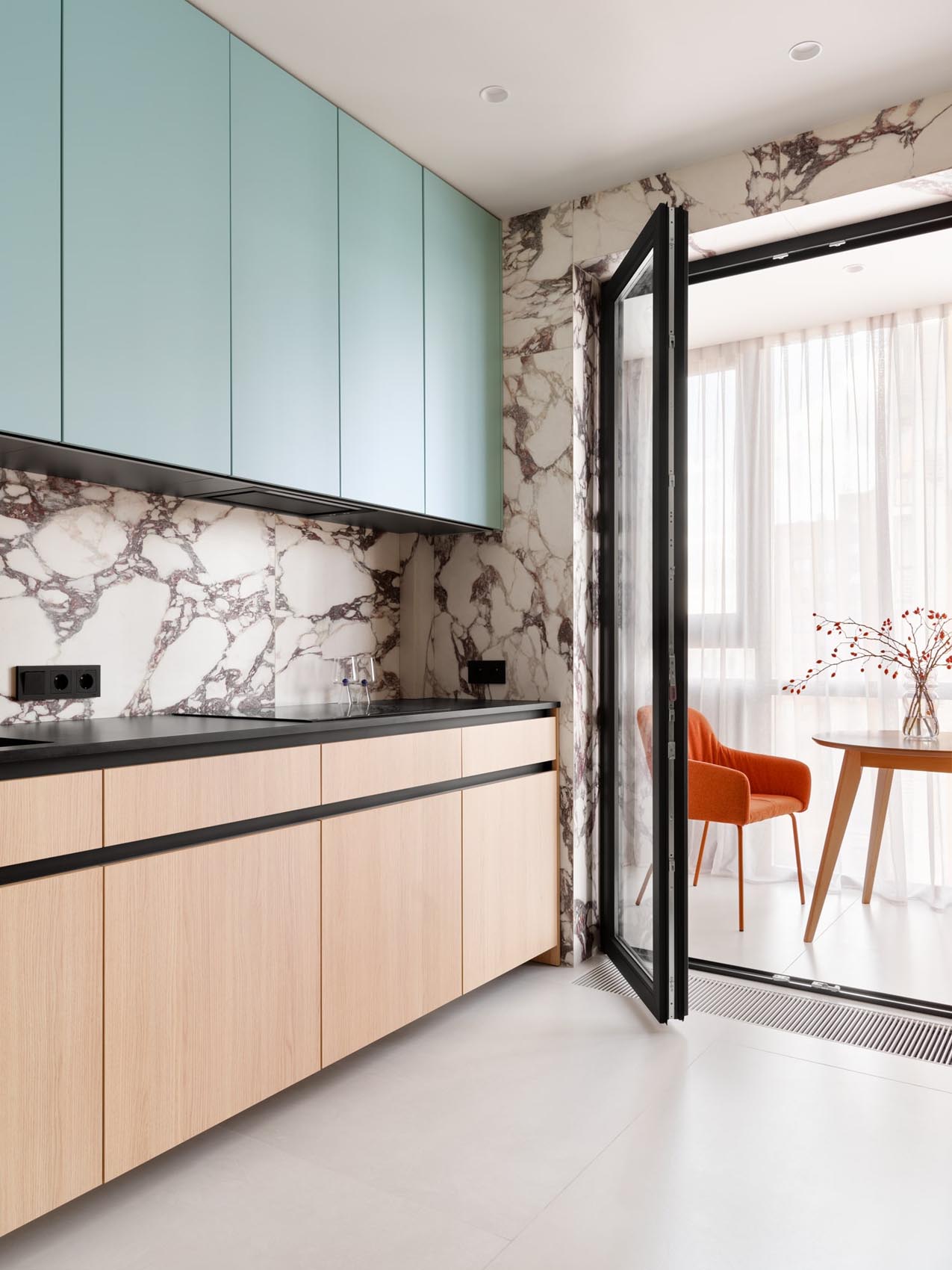 Amikor a konyhai hátfal öltöztet Amikor a konyhai hátfal öltöztet