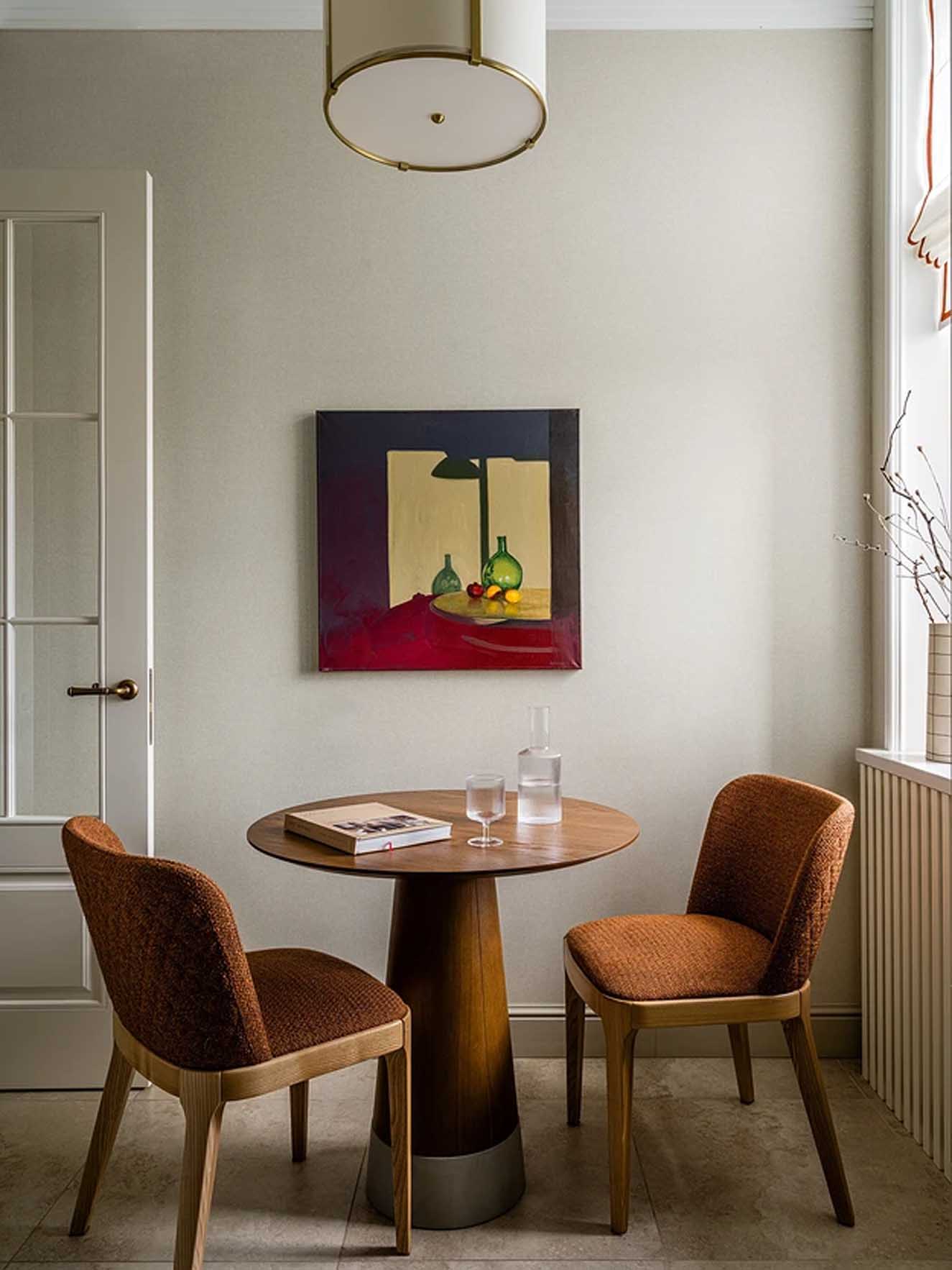 Lakásfelújítás bérházban: polgári hangulat, modern funkcionalitás