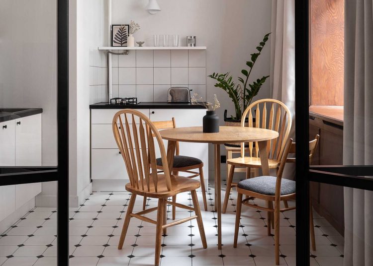 Lelakott kétszobás, régi építésű lakás felújítása: 52 m2, retró hangulat