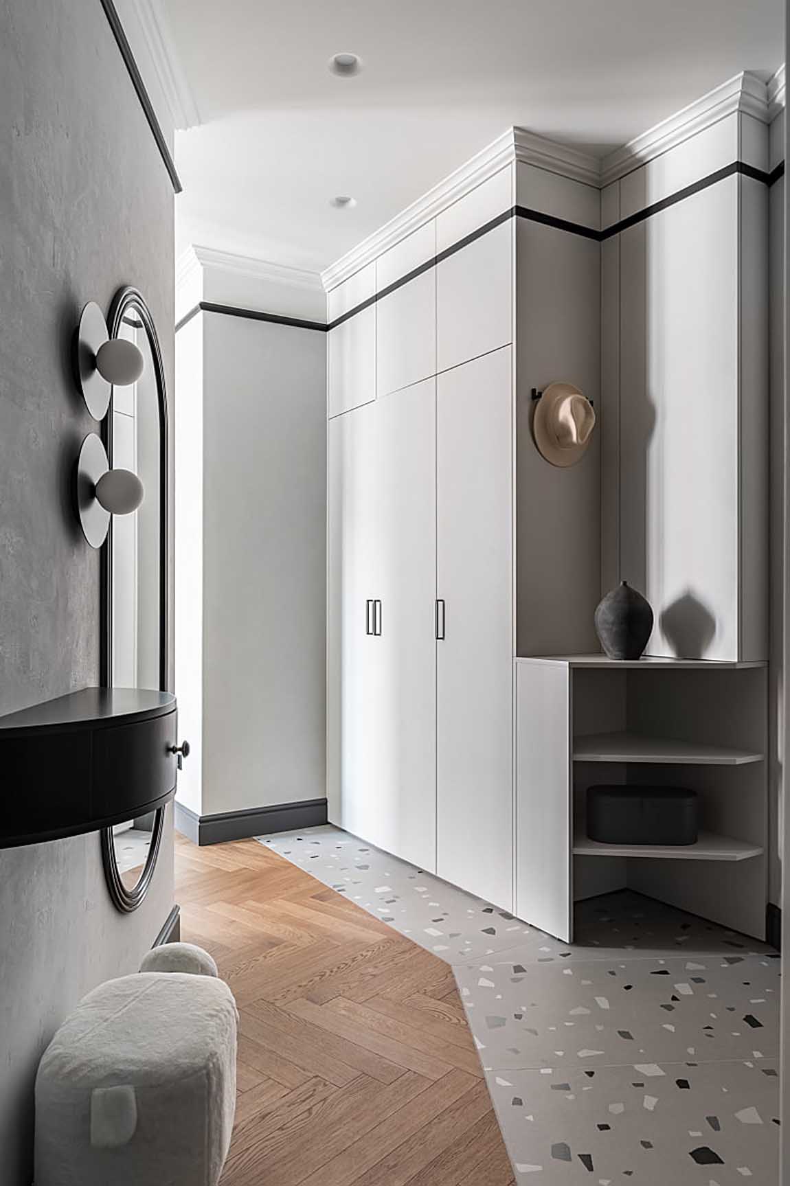 Zöld, szürke, bézs, terrazzo és rejtett tárolórendszerek 75 m2-en Zöld, szürke, bézs, terrazzo és rejtett tárolórendszerek 75 m2-en