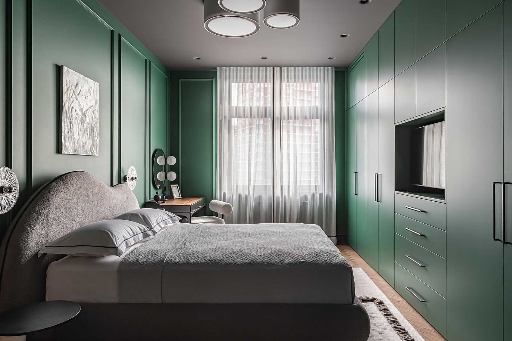 Zöld, szürke, bézs, terrazzo és rejtett tárolórendszerek 75 m2-en Zöld, szürke, bézs, terrazzo és rejtett tárolórendszerek 75 m2-en