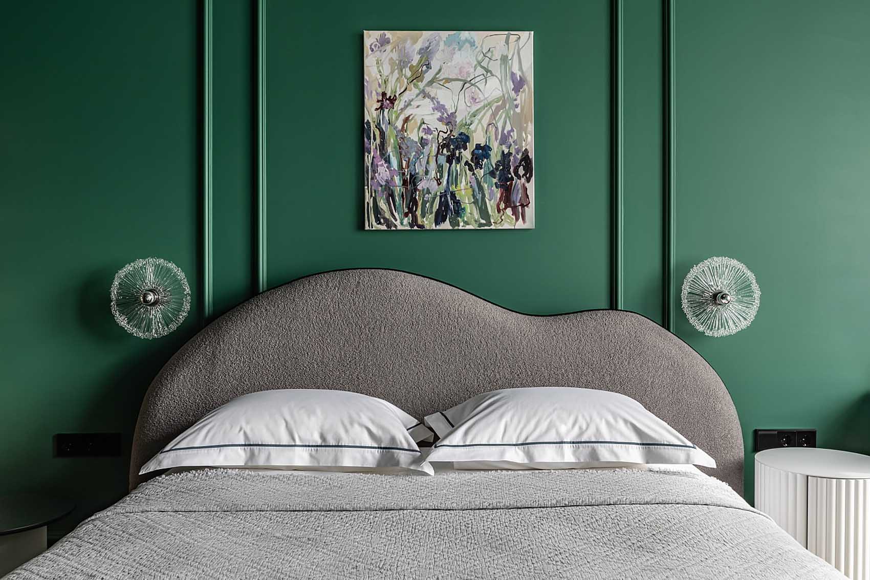 Zöld, szürke, bézs, terrazzo és rejtett tárolórendszerek 75 m2-en Zöld, szürke, bézs, terrazzo és rejtett tárolórendszerek 75 m2-en