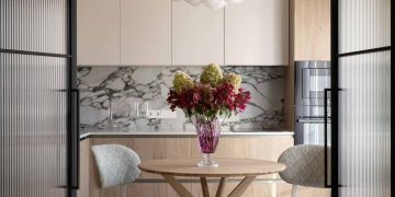 Párizsi elegancia 62 négyzetméteren - fény és textúrák játéka