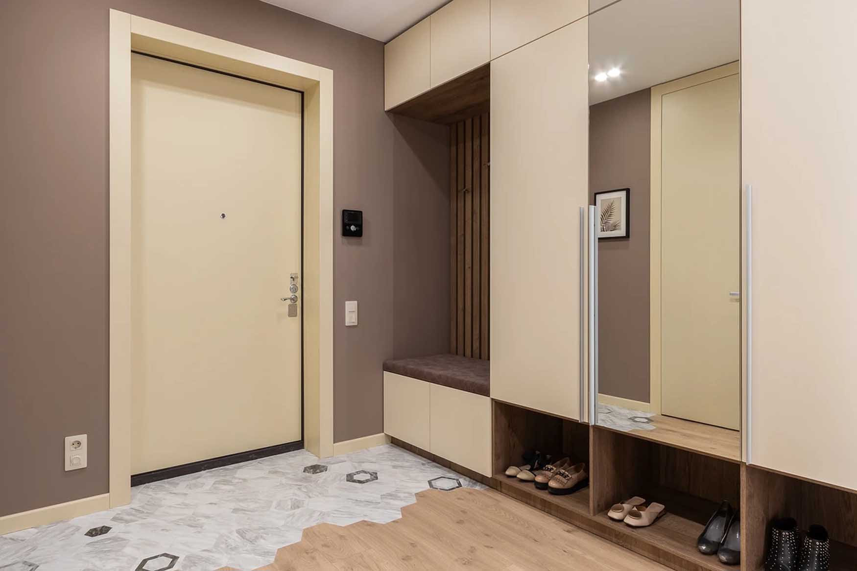 Púderes-kávészínű falfestés, nyitottság és textúrák házaspár 60 m2-es lakásában Púderes-kávészínű falfestés, nyitottság és textúrák házaspár 60 m2-es lakásában