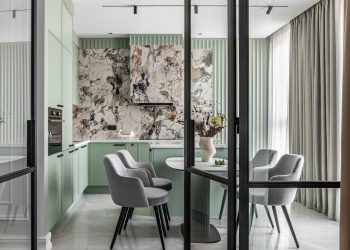 Természetes színek és finom eklektika egy sokoldalú élettérben