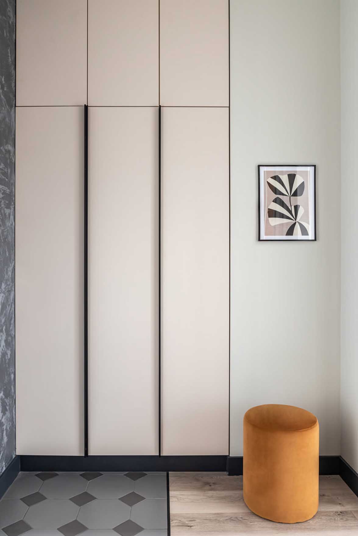 Bauhaus stílusjegyek, hűvös tónusok és élénk kontrasztok Bauhaus stílusjegyek, hűvös tónusok és élénk kontrasztok