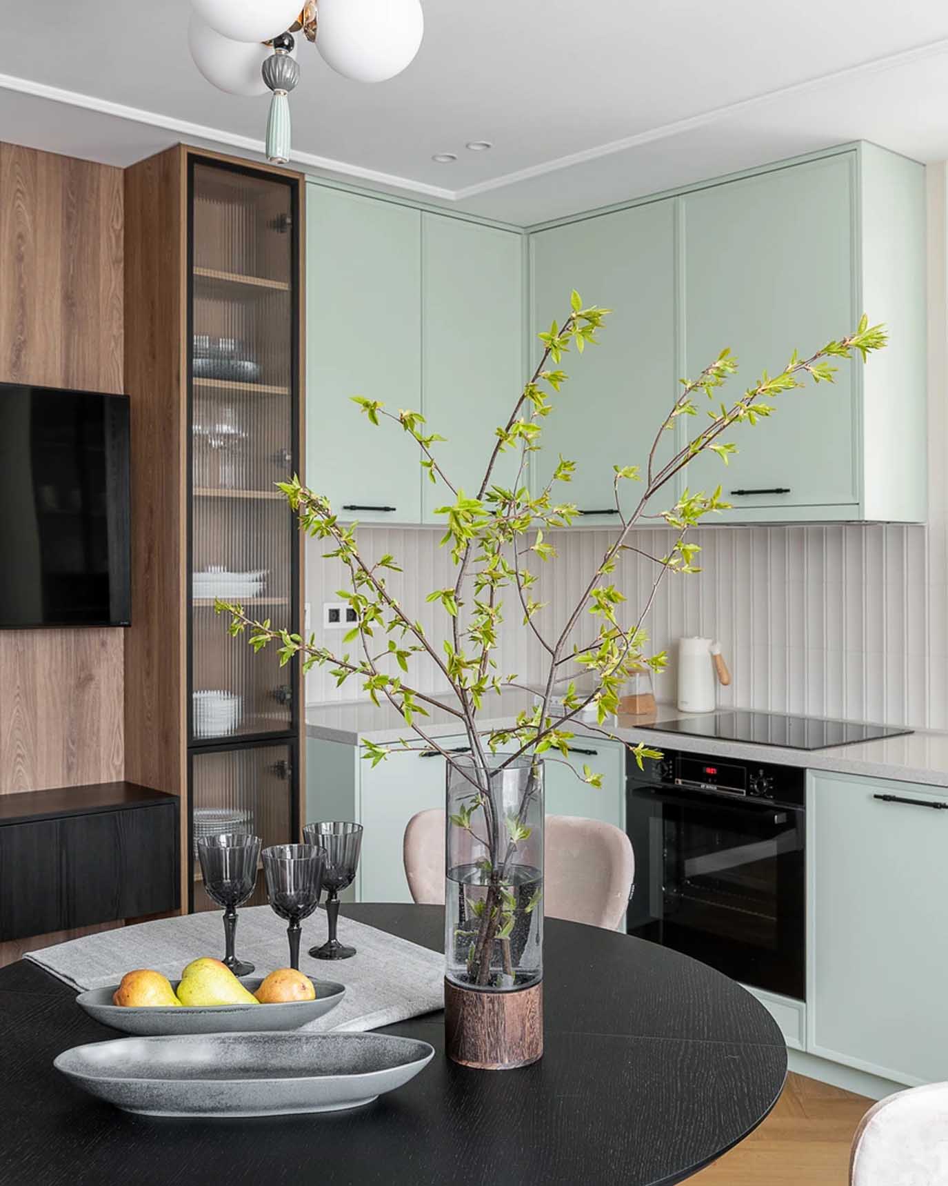 Kis egyszintes családi ház modern, otthonos berendezése: Kis egyszintes családi ház modern, otthonos berendezése: