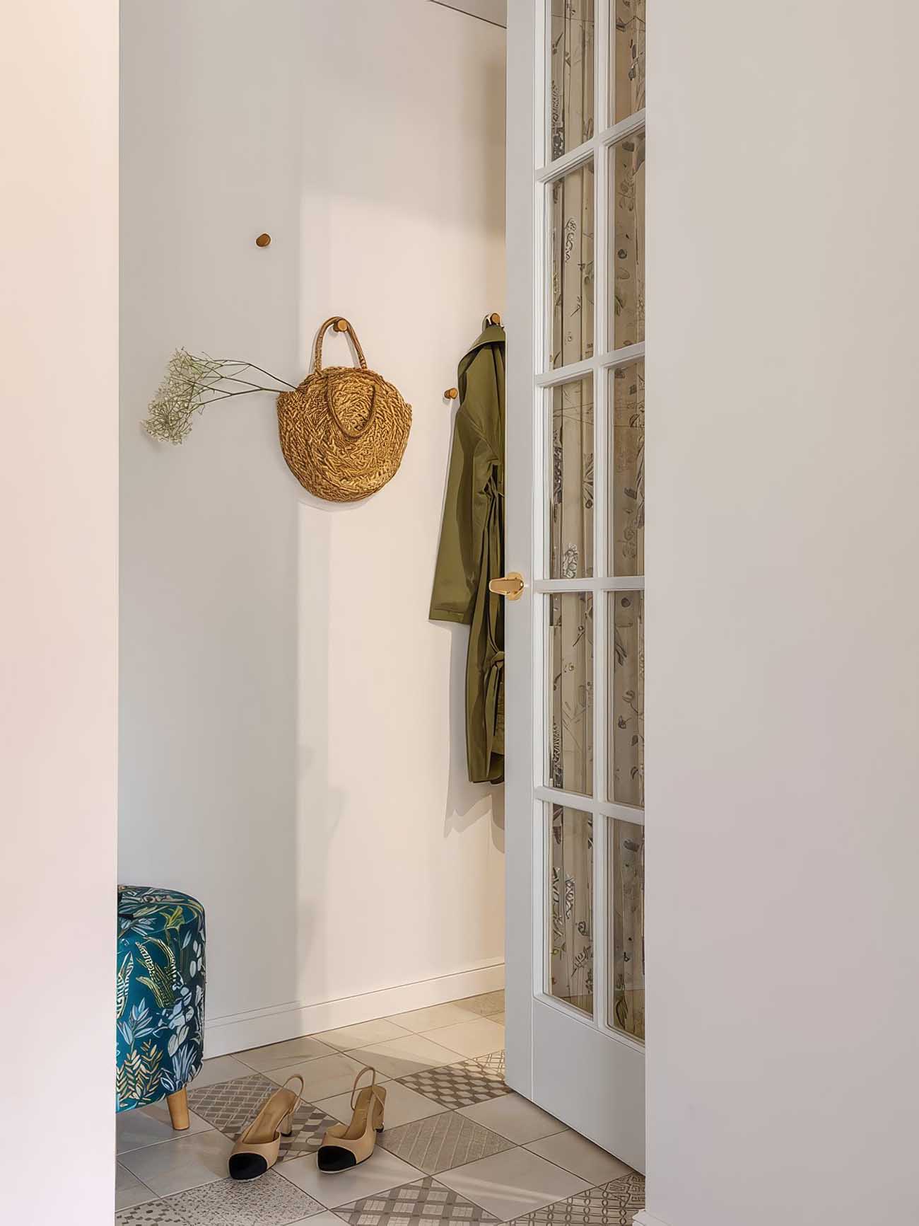 Életöröm és francia sikk kétszobás lakásban Életöröm és francia sikk kétszobás lakásban