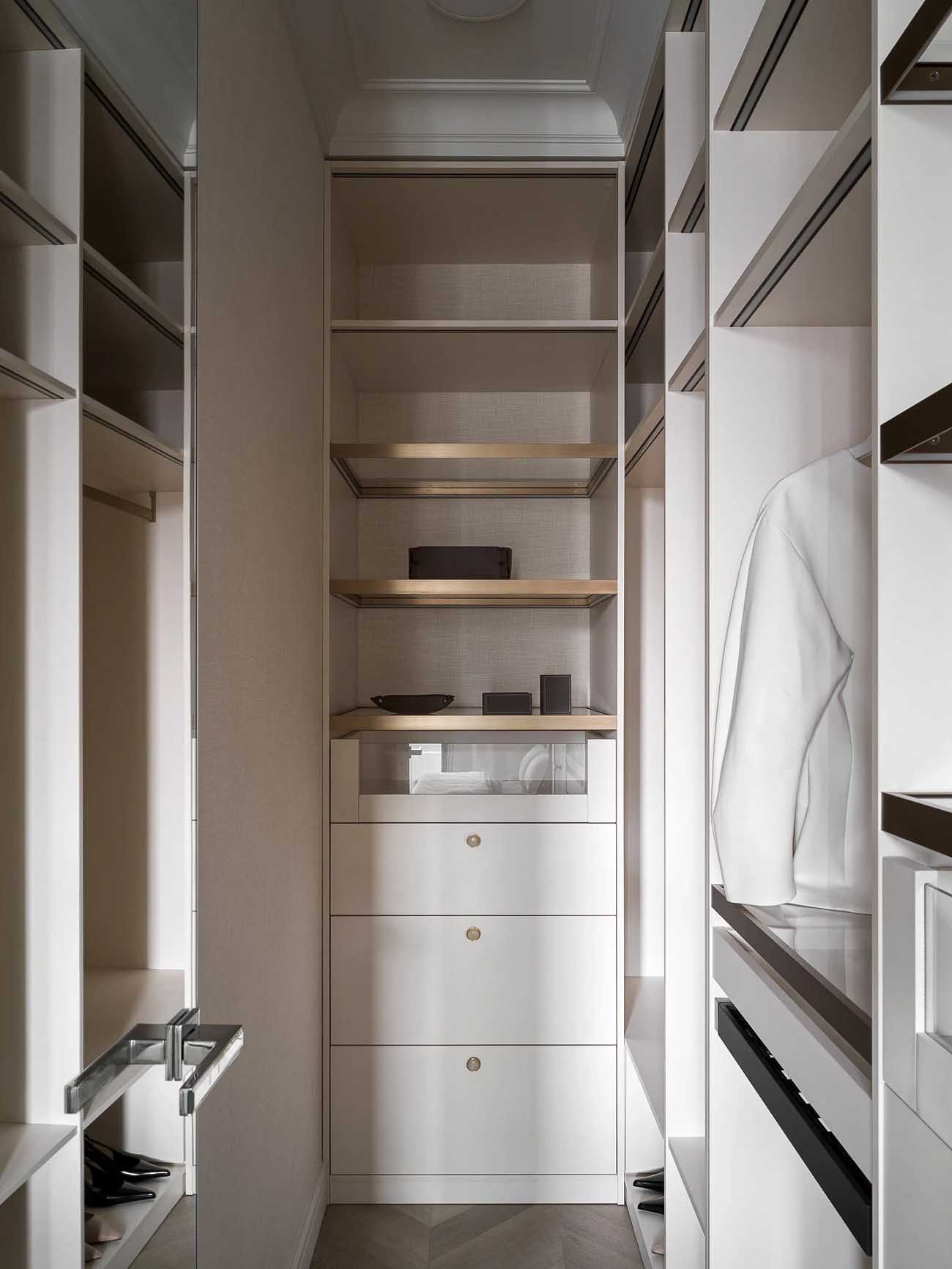 Igényes lakásfelújítás, látványkandalló, konyhasziget Igényes lakásfelújítás, látványkandalló, konyhasziget