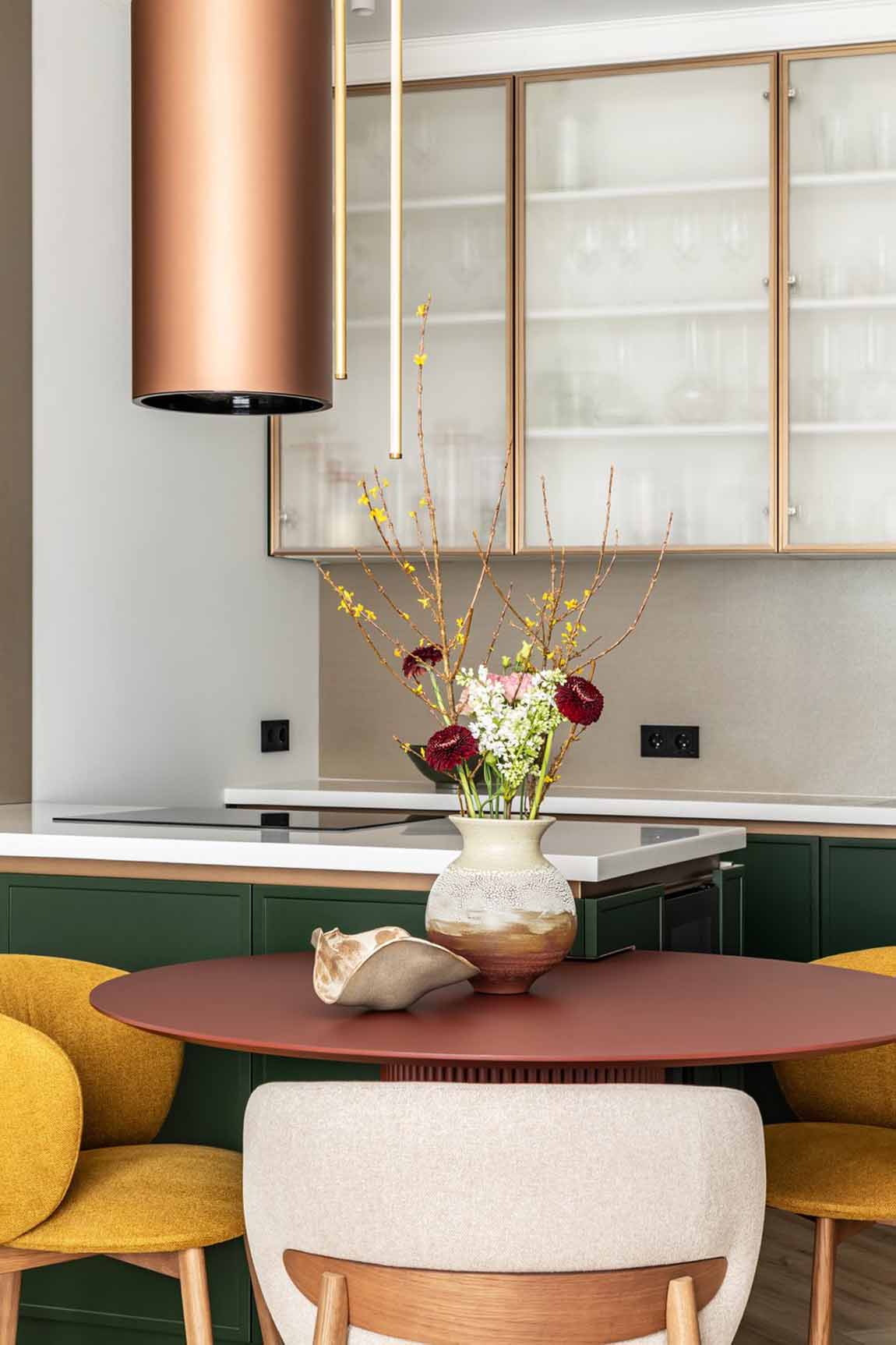 Klasszikus alapok és színes harmónia 78 m2-en Klasszikus alapok és színes harmónia 78 m2-en