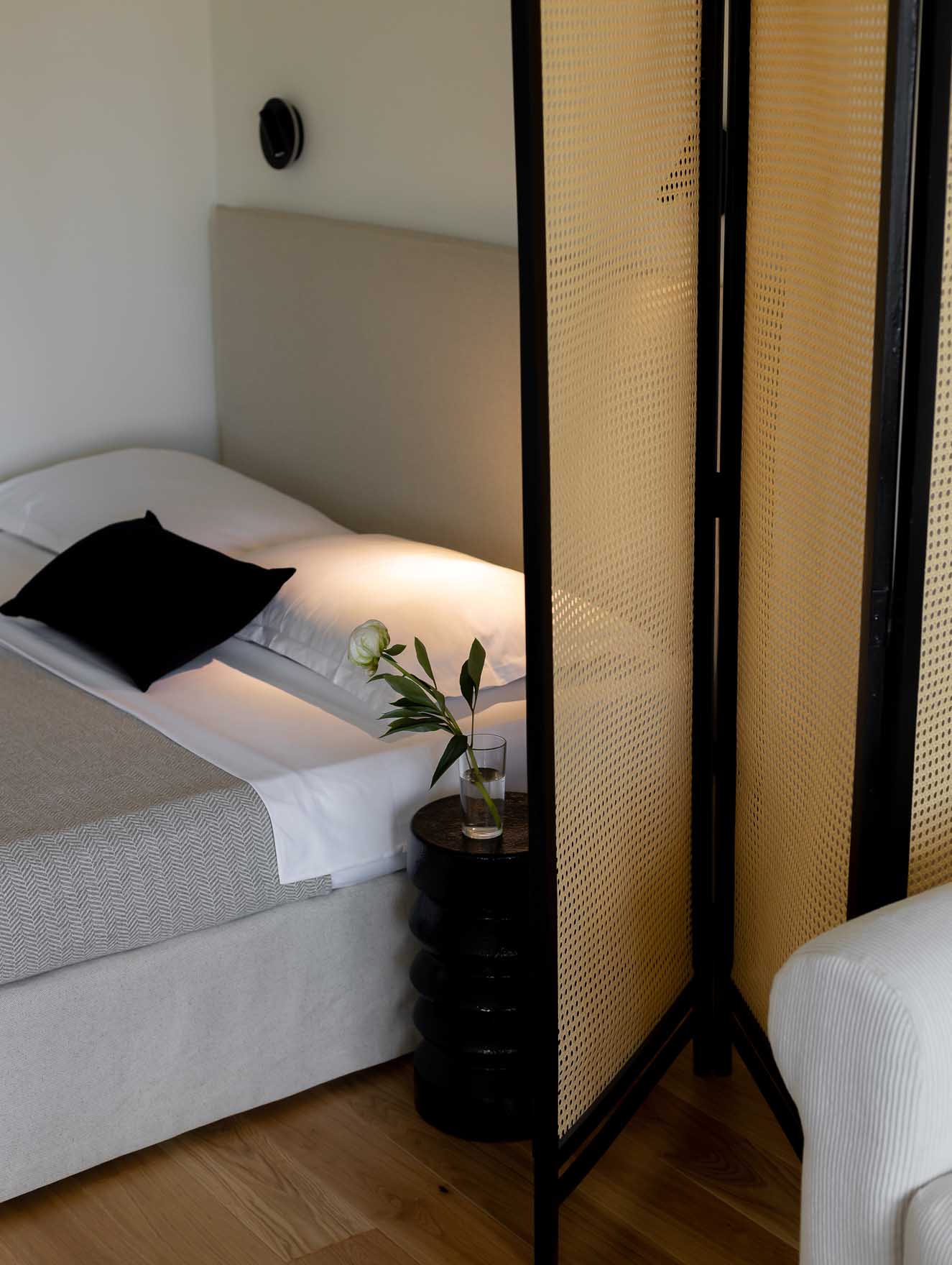 Retro stílusjegyek és egyszerű, költségkímélő megoldások