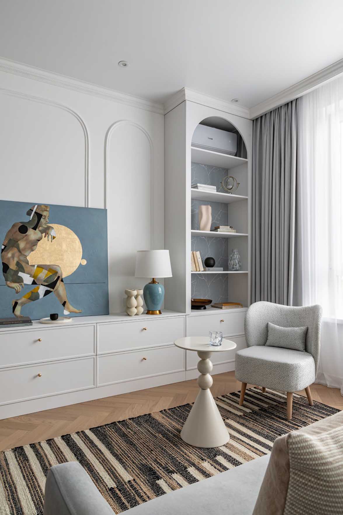 Romantikus részletekkel finomított minimalizmus Romantikus részletekkel finomított minimalizmus