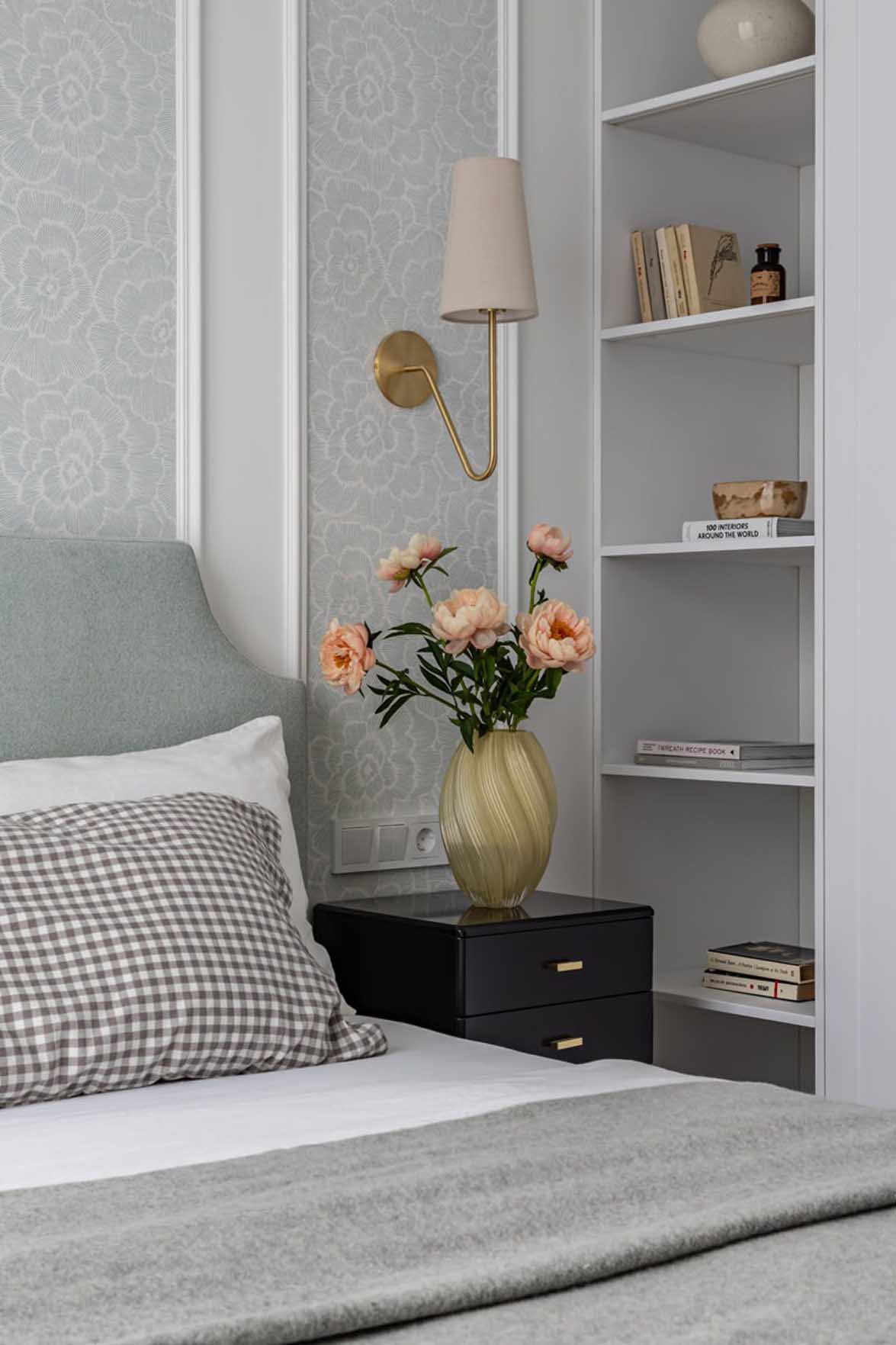 Romantikus részletekkel finomított minimalizmus Romantikus részletekkel finomított minimalizmus