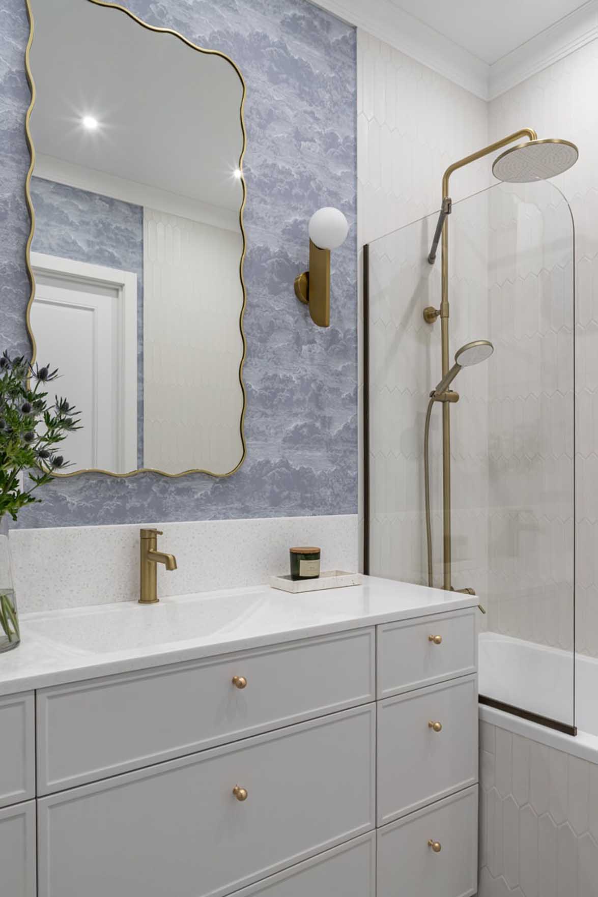 Romantikus részletekkel finomított minimalizmus