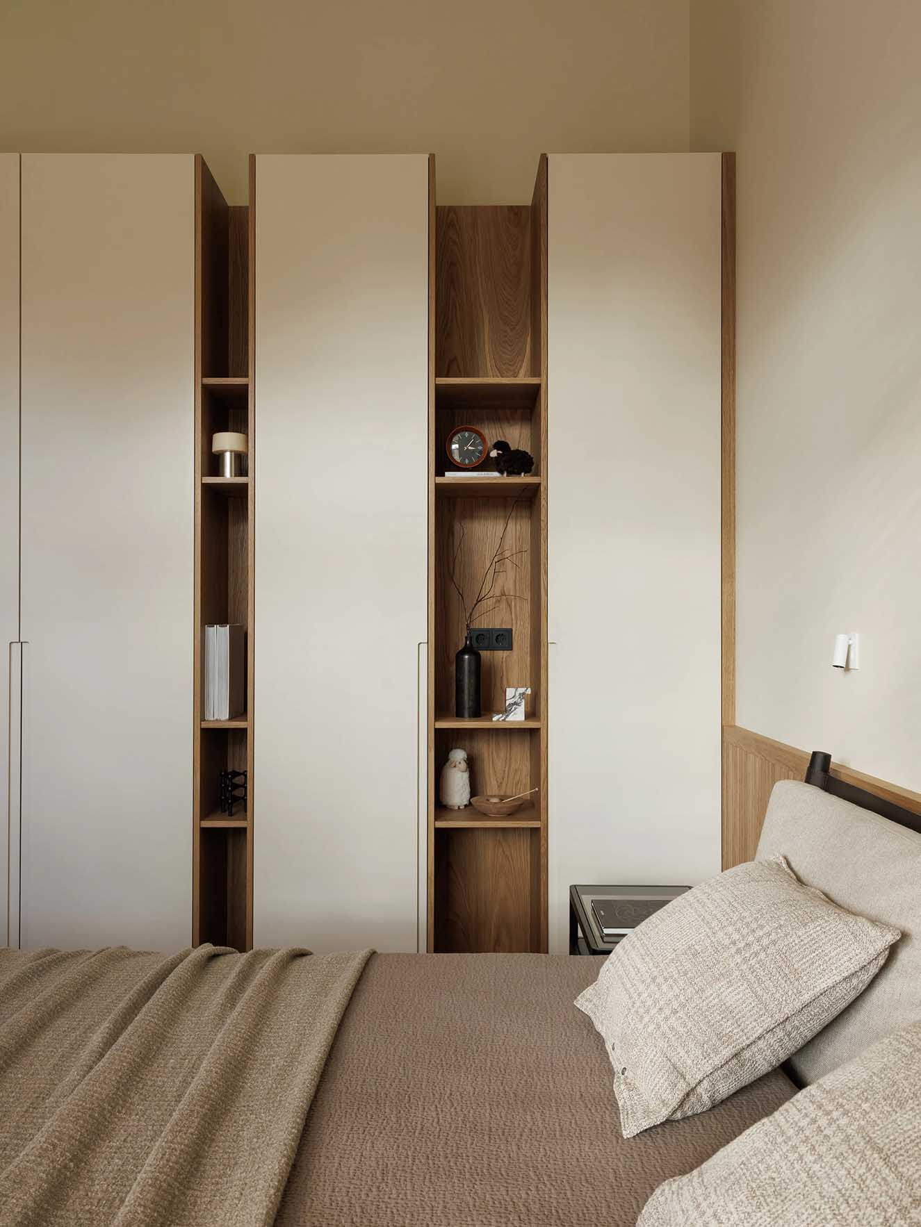 Természetesség és finom tapinthatóság tetőtéri lakásban Természetesség és finom tapinthatóság tetőtéri lakásban