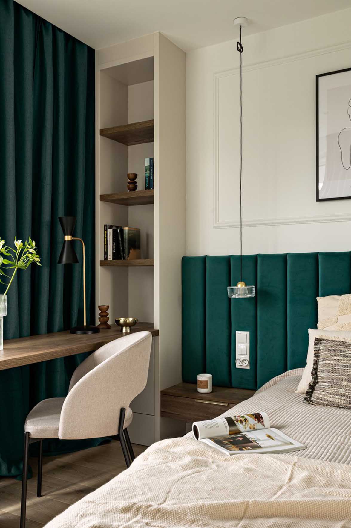 Borvörös konyha és fürdőszoba, modern klasszikus elegancia 35 m2-en