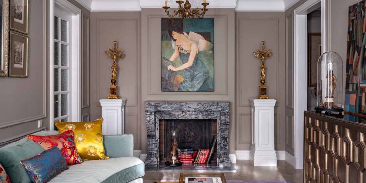 Lakberendező saját, antikvitásokkal fűszerezett otthona