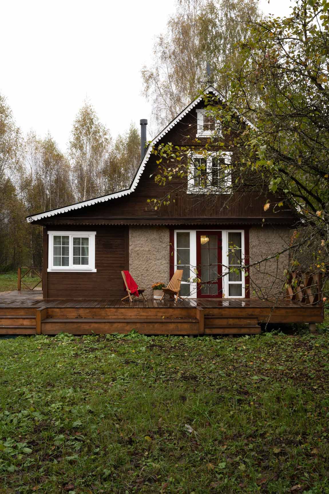 Rusztikus báj 65 m2-en: elhanyagolt hétvégi ház újjászületése Rusztikus báj 65 m2-en: elhanyagolt hétvégi ház újjászületése