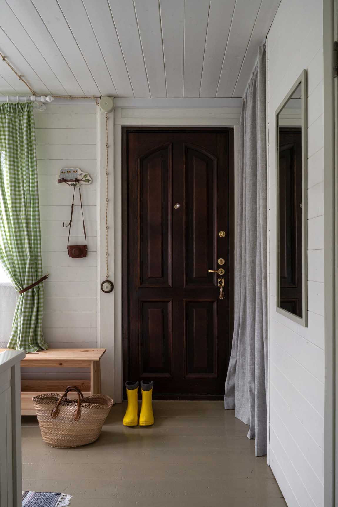 Rusztikus báj 65 m2-en: elhanyagolt hétvégi ház újjászületése Rusztikus báj 65 m2-en: elhanyagolt hétvégi ház újjászületése