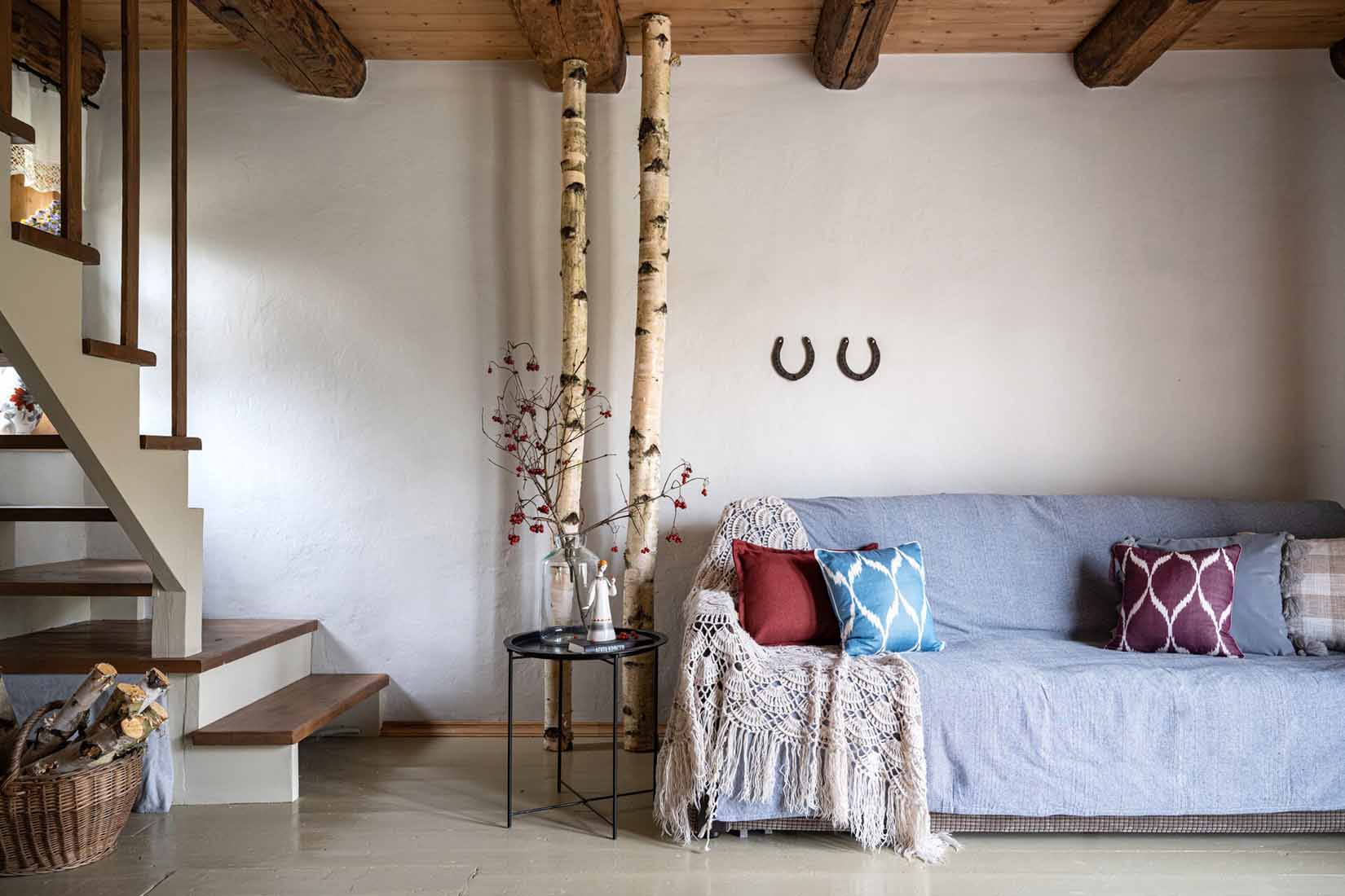 Rusztikus báj 65 m2-en: elhanyagolt hétvégi ház újjászületése Rusztikus báj 65 m2-en: elhanyagolt hétvégi ház újjászületése