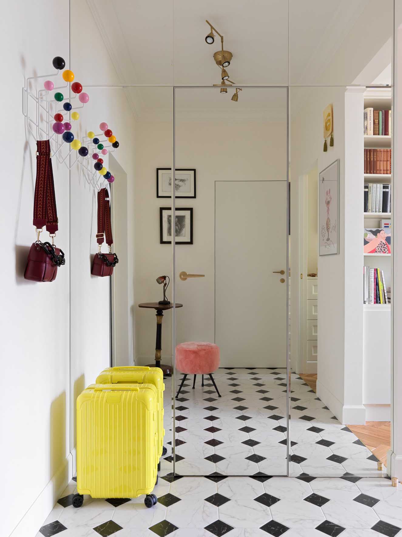 Franciás, eklektikus, élettel teli otthon Franciás, eklektikus, élettel teli otthon