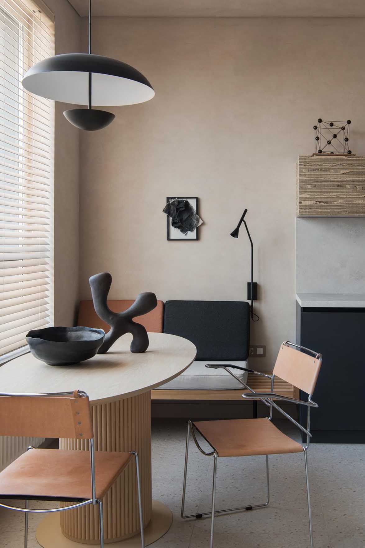 Meleg földszínek, otthonos karakter bézs árnyalatokkal