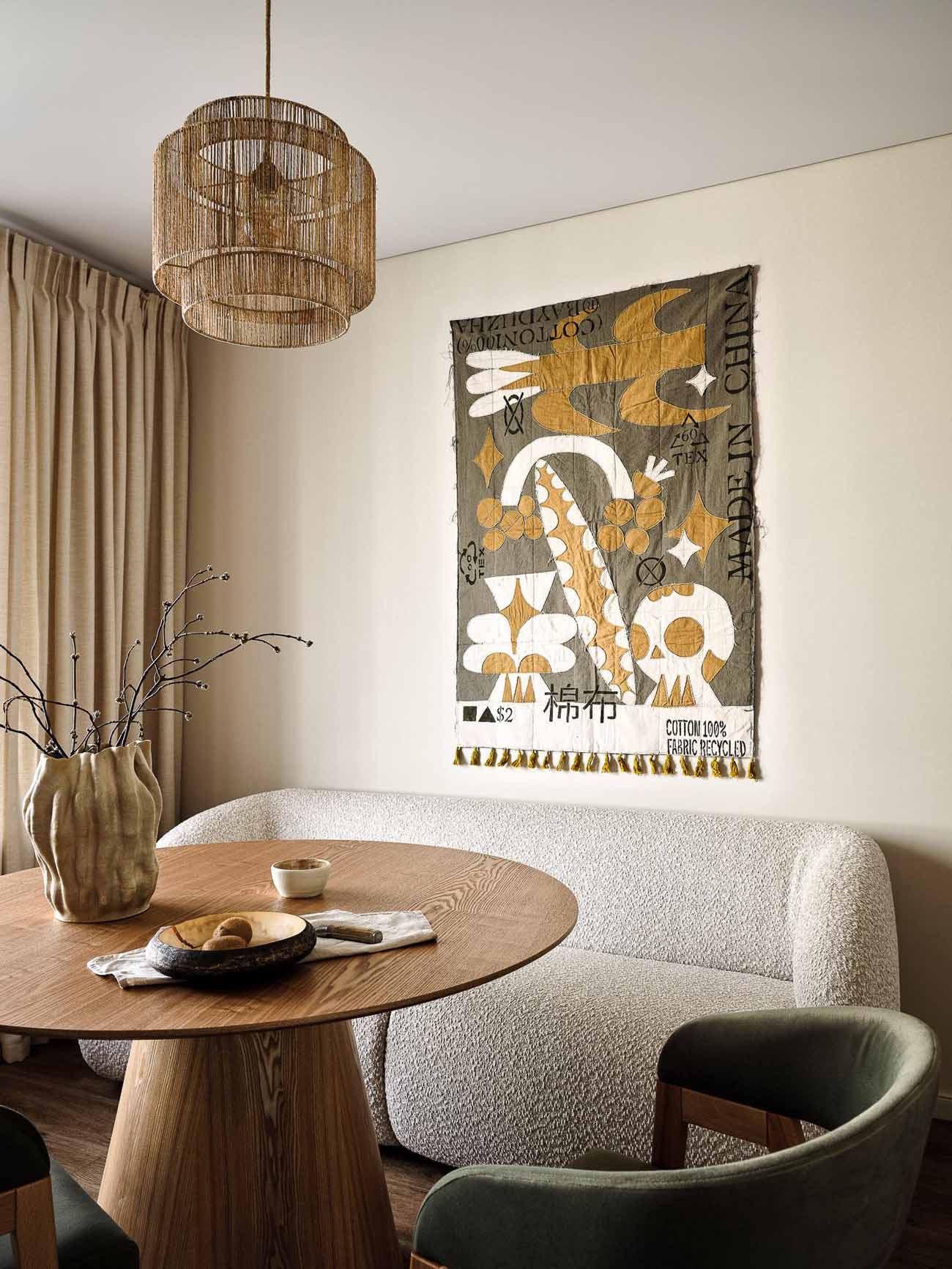 Meleg tónusok, japandi elemek: funkcionális kislakás 40 m2-en Meleg tónusok, japandi elemek: funkcionális kislakás 40 m2-en