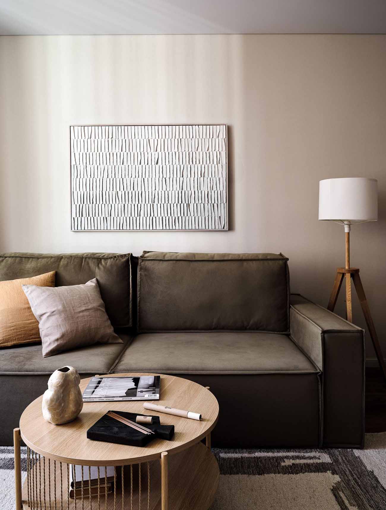 Meleg tónusok, japandi elemek: funkcionális kislakás 40 m2-en Meleg tónusok, japandi elemek: funkcionális kislakás 40 m2-en