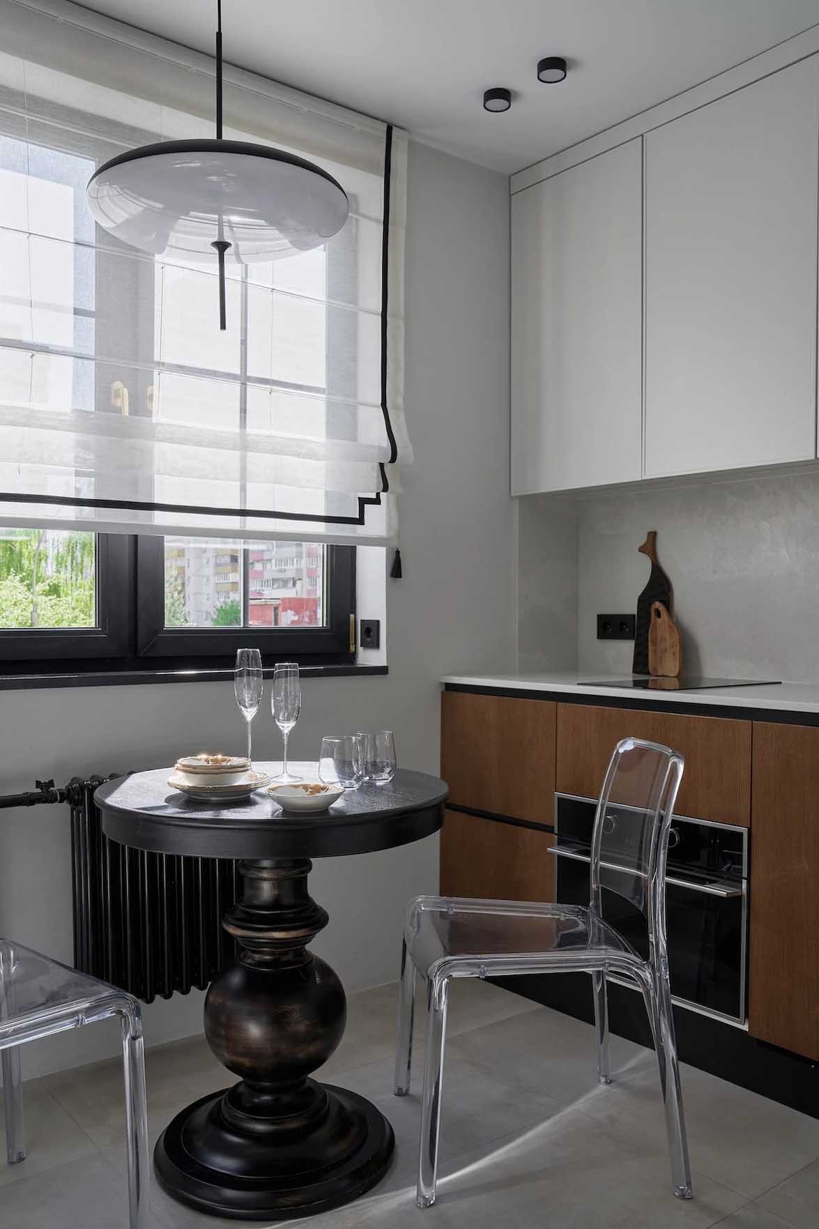 Nagy lakásból kisebbe: felújítás idős hölgynek Nagy lakásból kisebbe: felújítás idős hölgynek