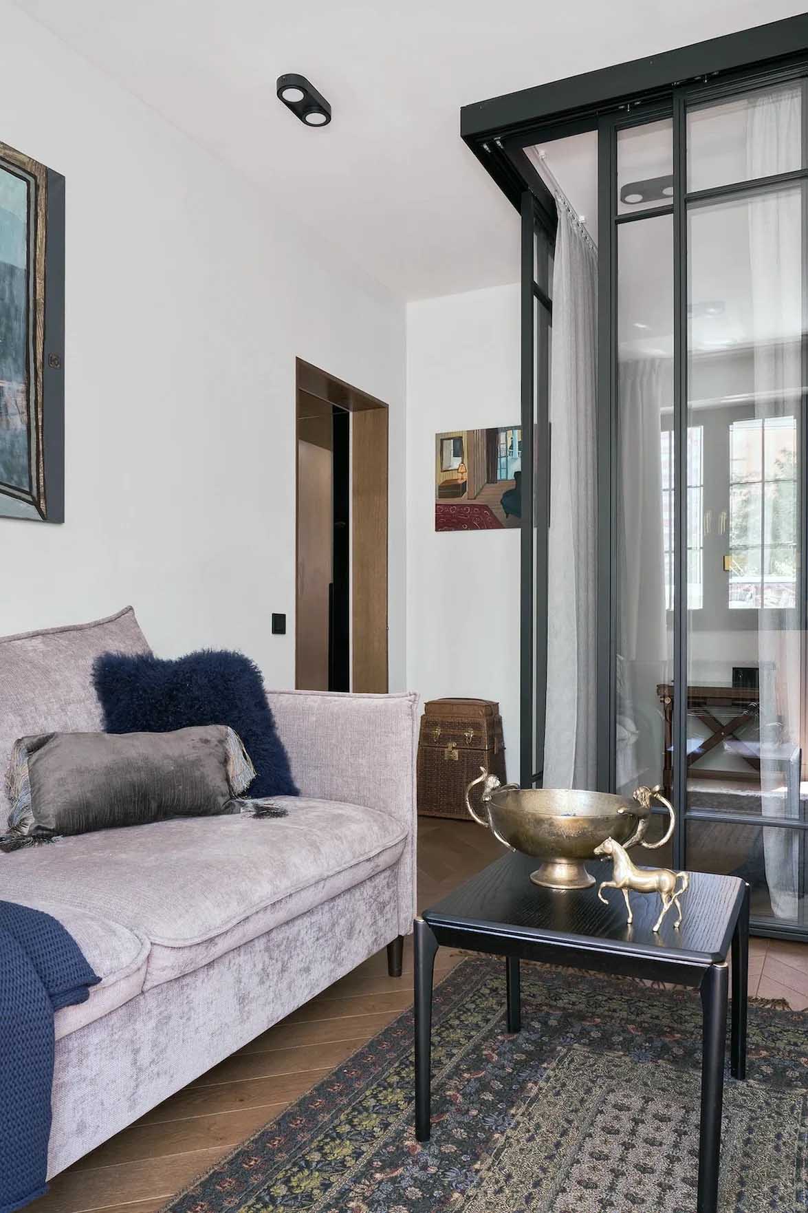 Nagy lakásból kisebbe: felújítás idős hölgynek Nagy lakásból kisebbe: felújítás idős hölgynek