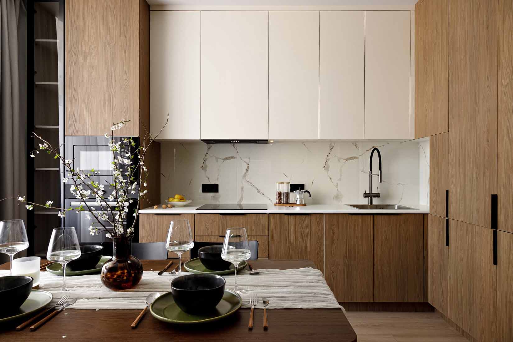 Természetes harmónia és modern világítás kétszobás lakásban Természetes harmónia és modern világítás kétszobás lakásban