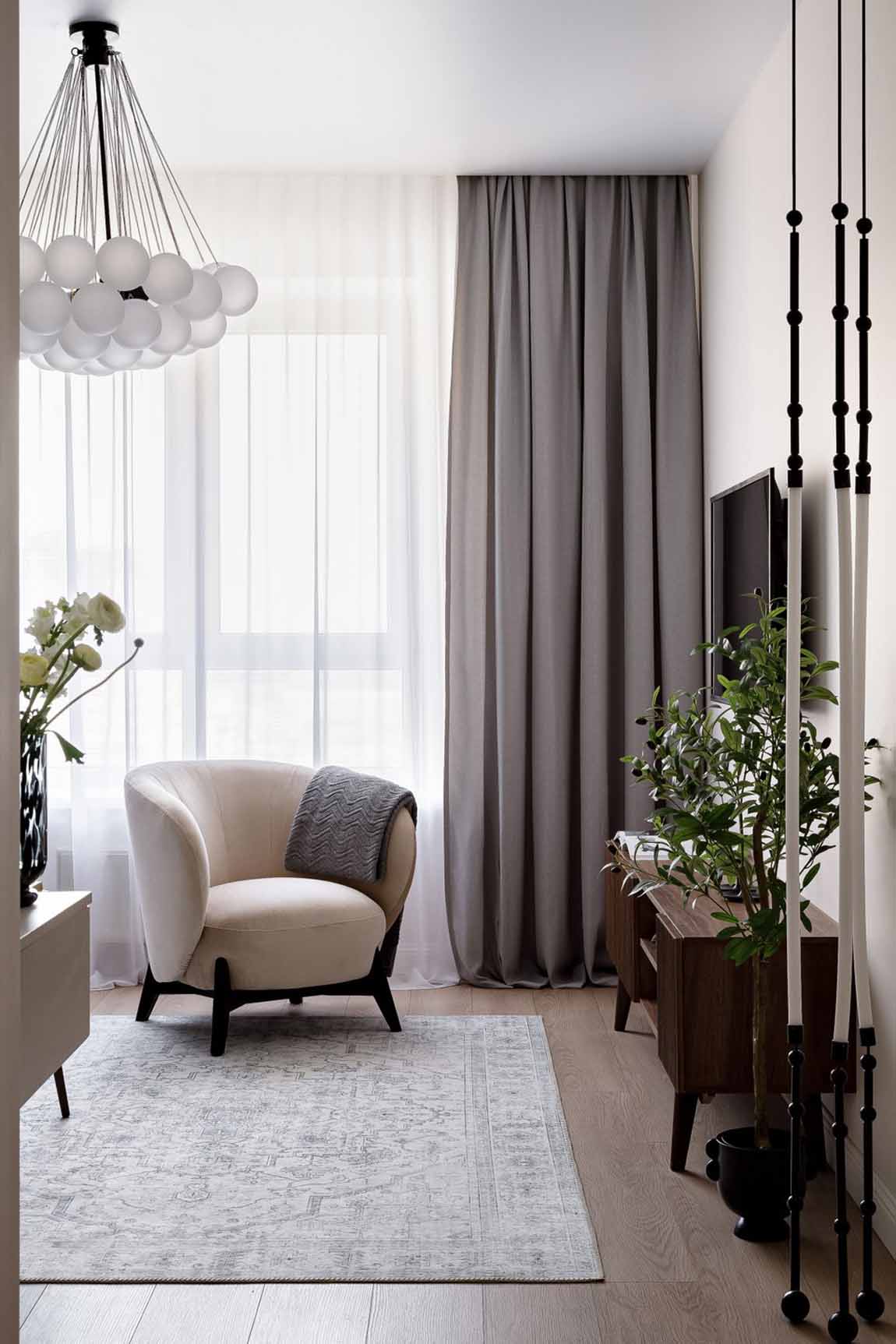 Természetes harmónia és modern világítás kétszobás lakásban Természetes harmónia és modern világítás kétszobás lakásban