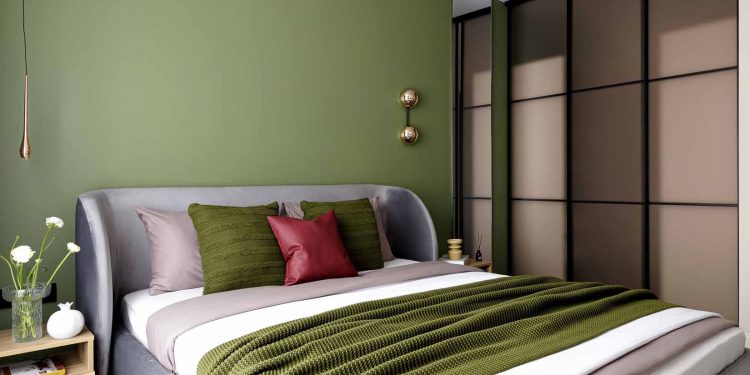 Természetes harmónia és modern világítás kétszobás lakásban