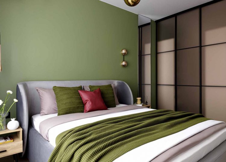 Természetes harmónia és modern világítás kétszobás lakásban