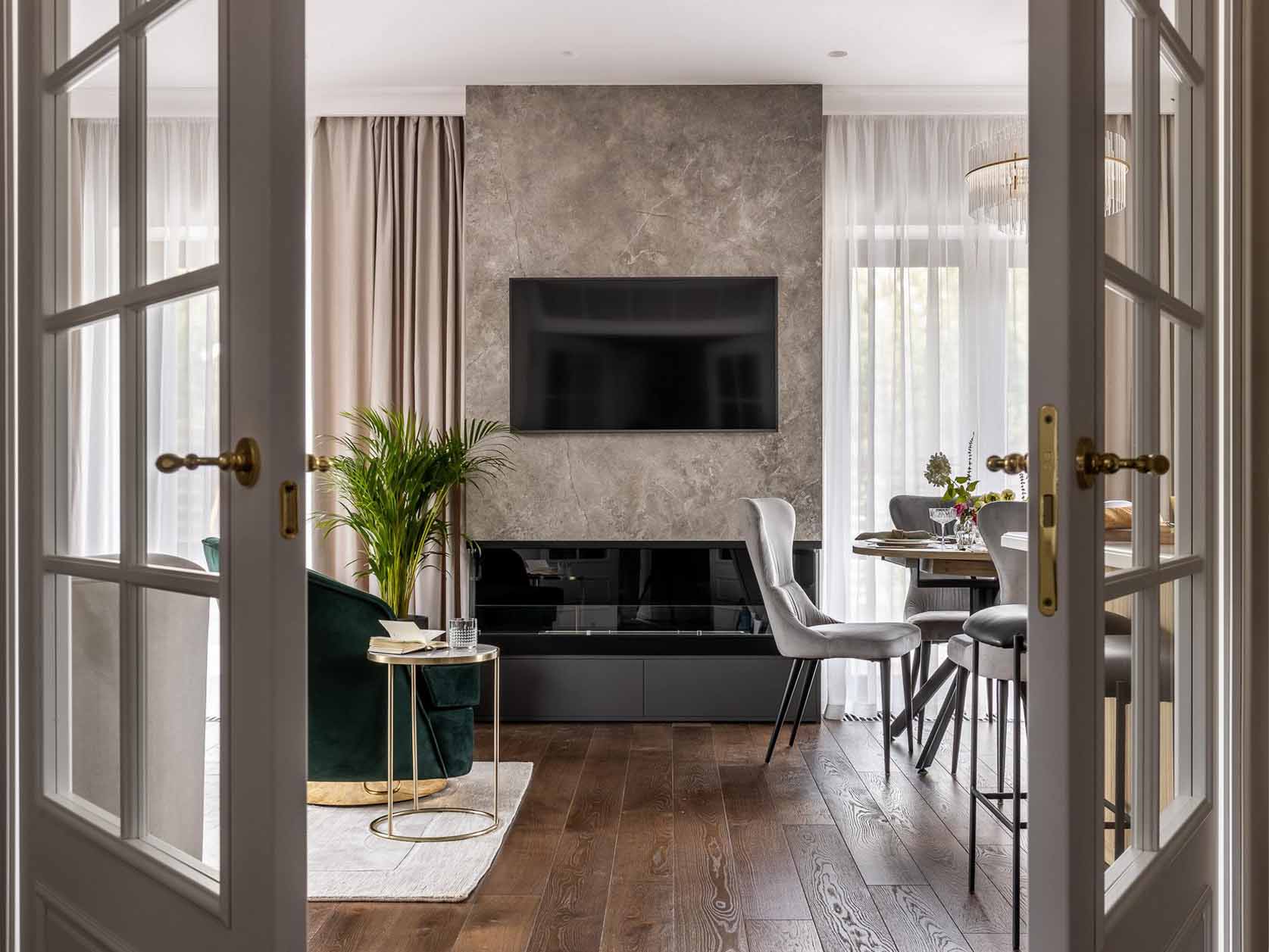 Ház angol és amerikai enteriőrök inspirálta berendezéssel Ház angol és amerikai enteriőrök inspirálta berendezéssel