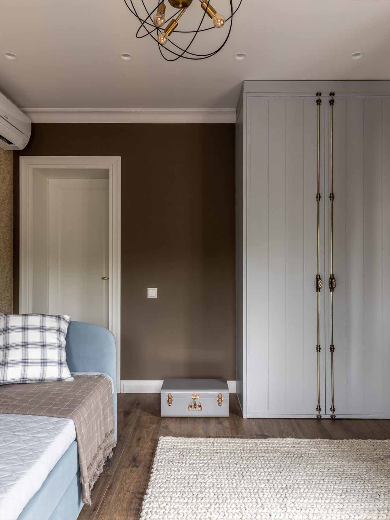 Ház angol és amerikai enteriőrök inspirálta berendezéssel Ház angol és amerikai enteriőrök inspirálta berendezéssel