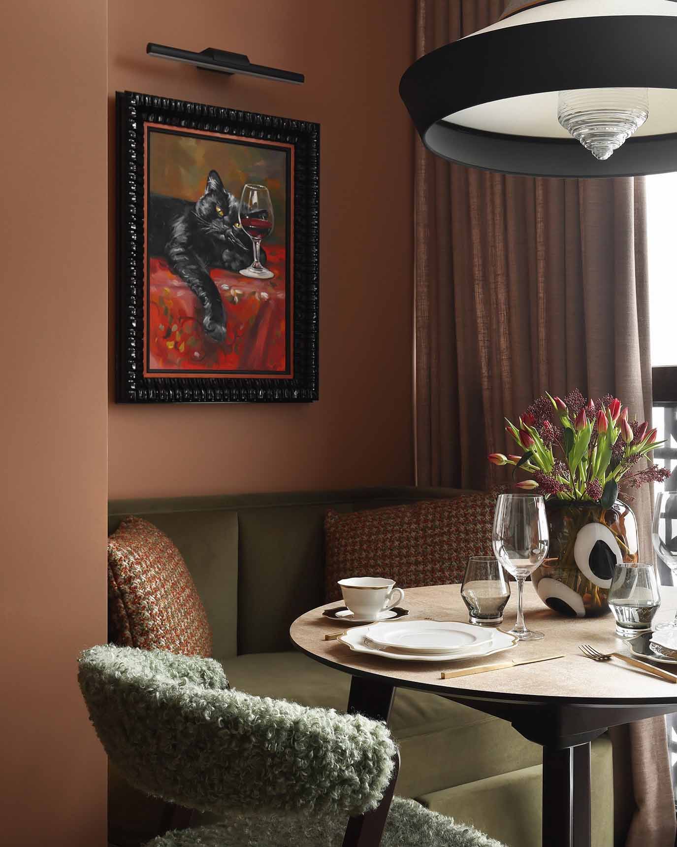 Ékszerdoboz hatás és térnövelés egy társasházi lakásban