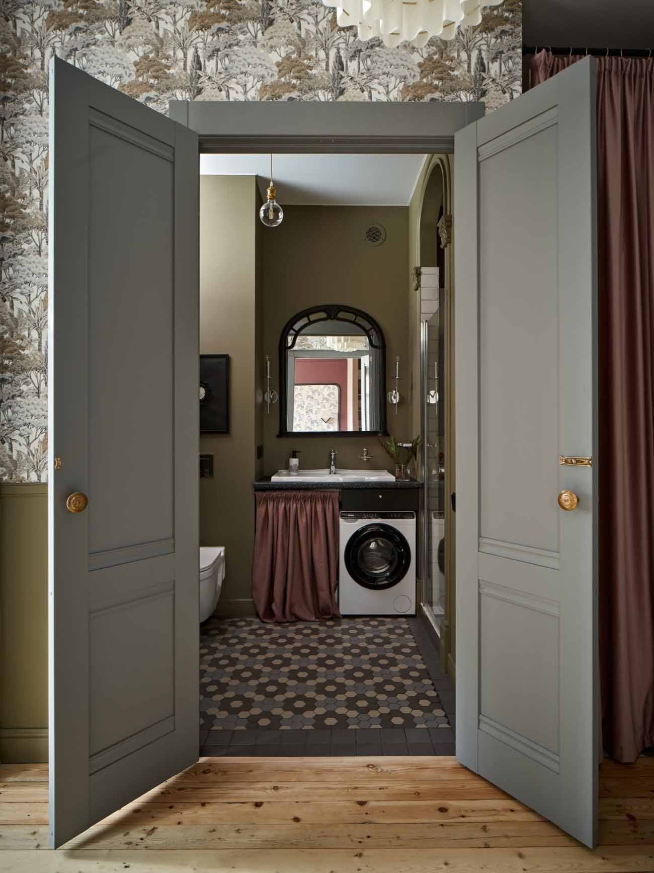 Felújítás saját munkával és ötletekkel egy lelakott 37 m2-es lakásban Felújítás saját munkával és ötletekkel egy lelakott 37 m2-es lakásban