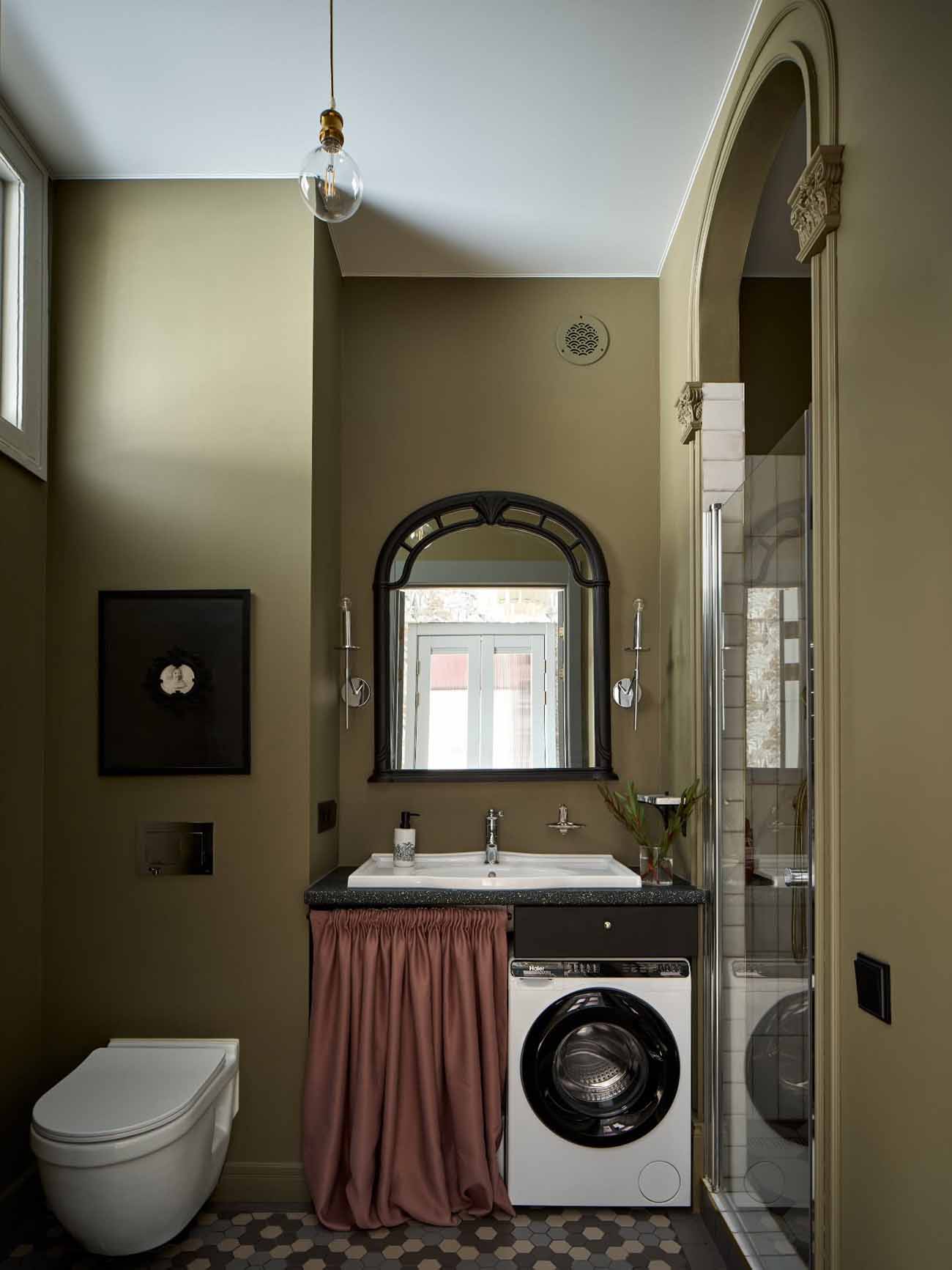 Felújítás saját munkával és ötletekkel egy lelakott 37 m2-es lakásban Felújítás saját munkával és ötletekkel egy lelakott 37 m2-es lakásban