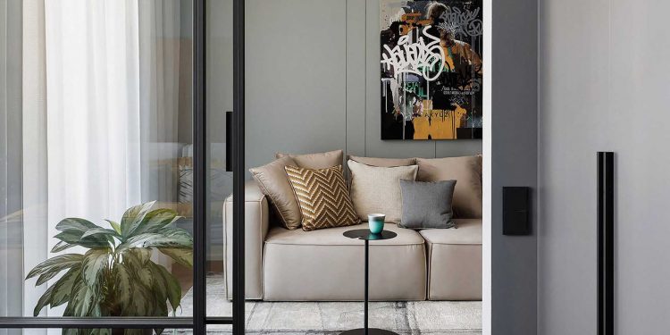 Hölgy otthona egy modern legénylakás hangulatával 40 m2-en