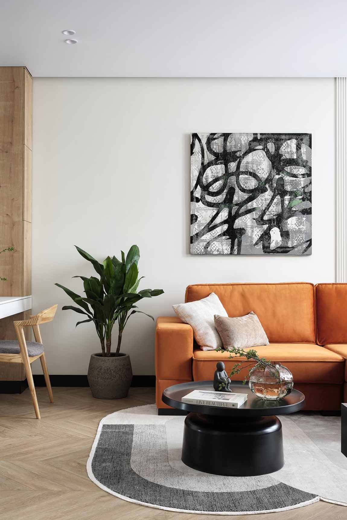 Kényelmes és modern enteriőr kétszobás lakásban Kényelmes és modern enteriőr kétszobás lakásban