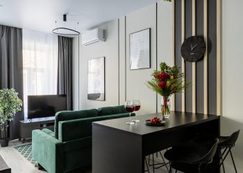 Kislakás modern felújítása régi bérházban