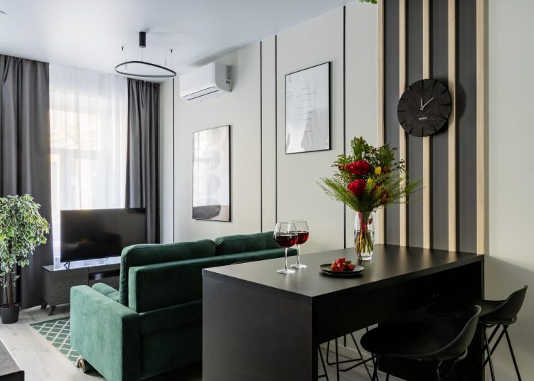 Kislakás modern felújítása régi bérházban