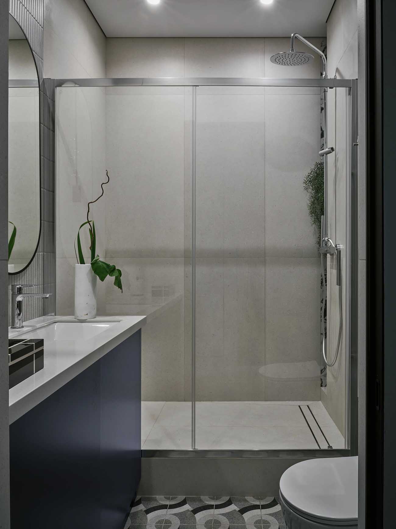 Kislakás zsályazöld kék és terrakotta színekkel Kislakás zsályazöld kék és terrakotta színekkel