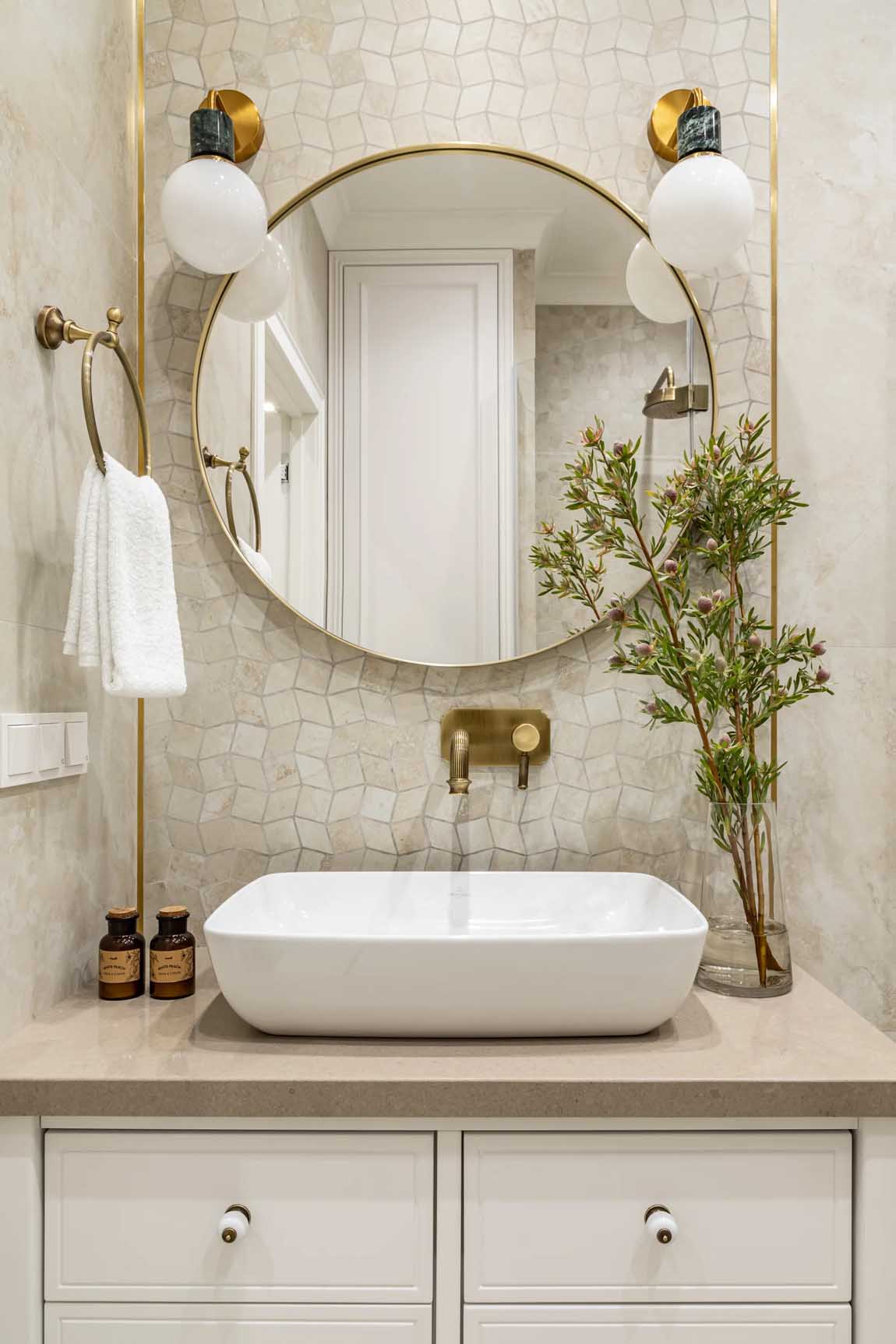 Fiú- és lányszoba, klasszikus részletek, karakteres színek Fiú- és lányszoba, klasszikus részletek, karakteres színek