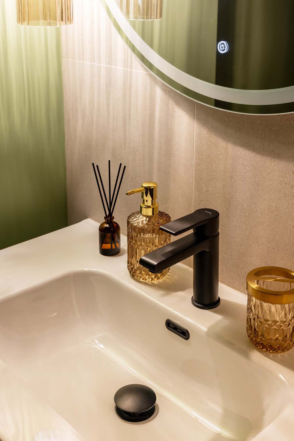 Ötletadó megoldások egy kislakás felújítás projektből