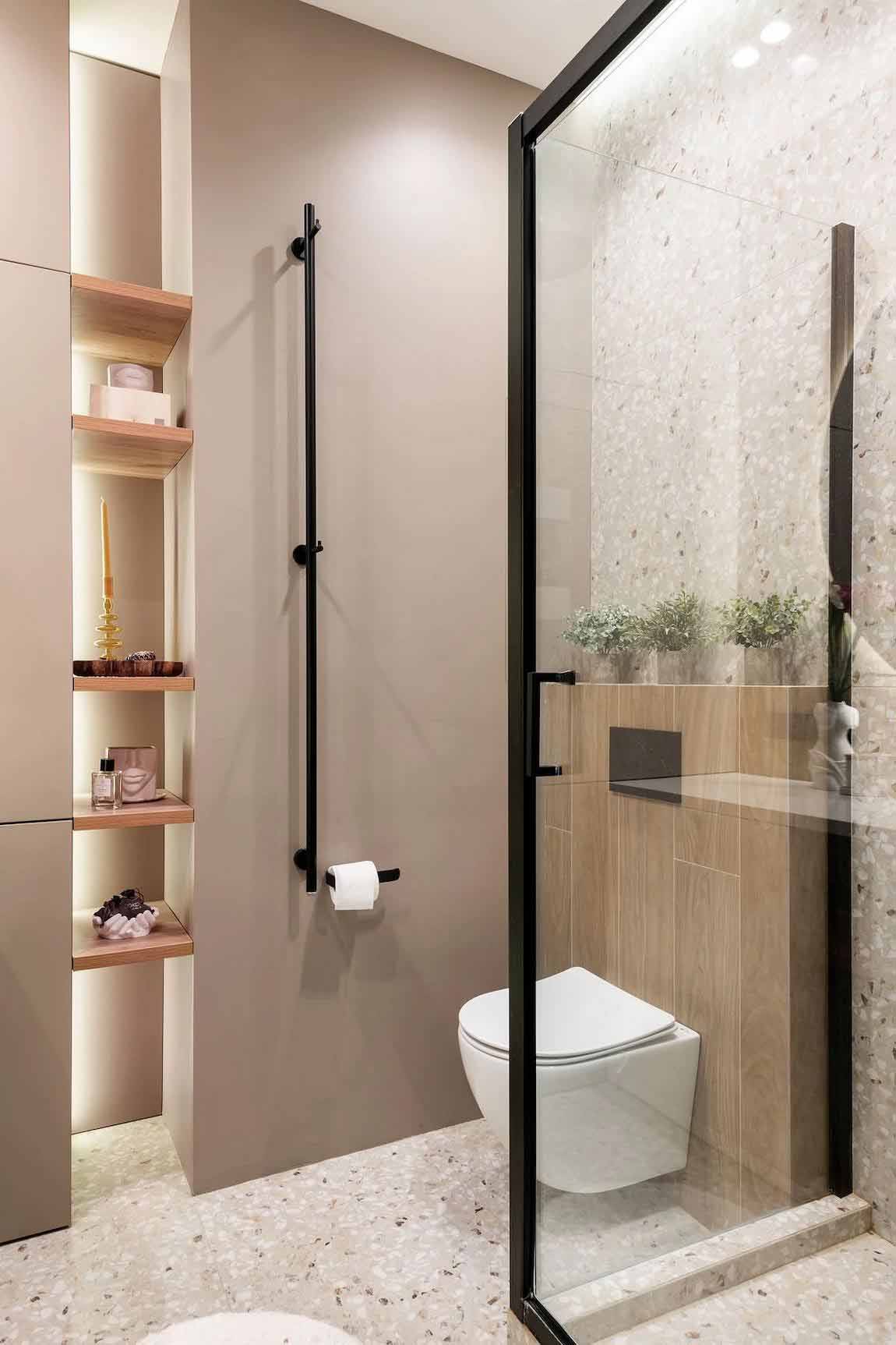 Púderes terrakotta, fa és fehér, minimalista stílus 40 m2-en